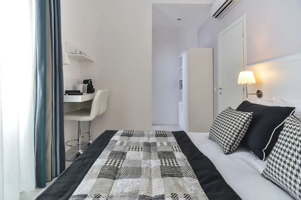 Lata Luxury Apartment Rome Italy