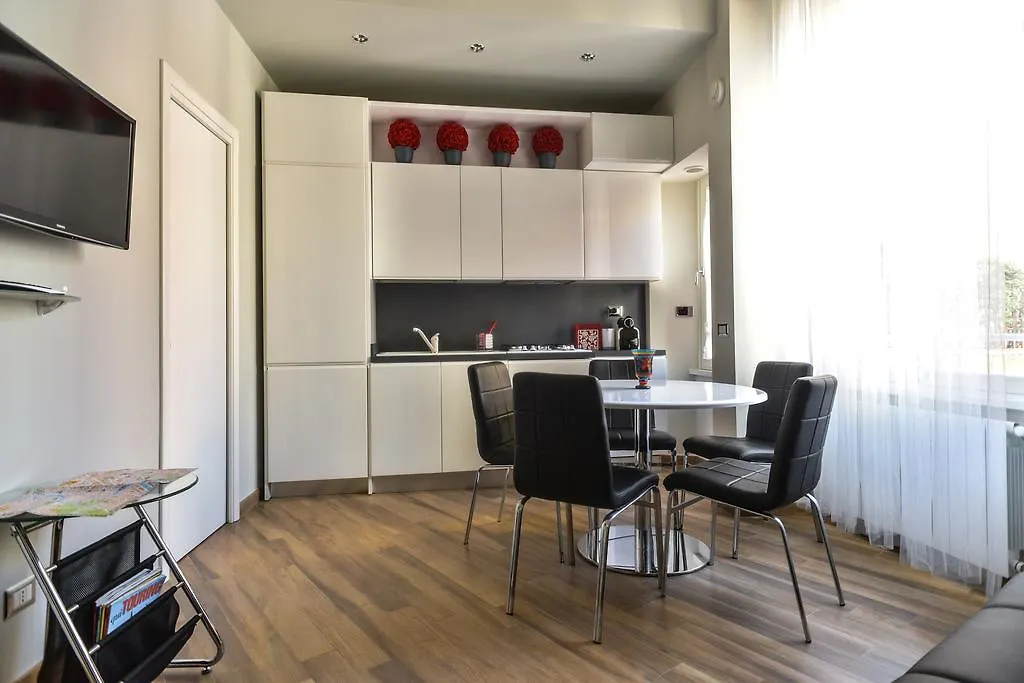 Lata Luxury Apartment Rom