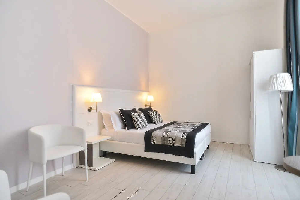 Lata Luxury Apartment Rom 0*,  Italien